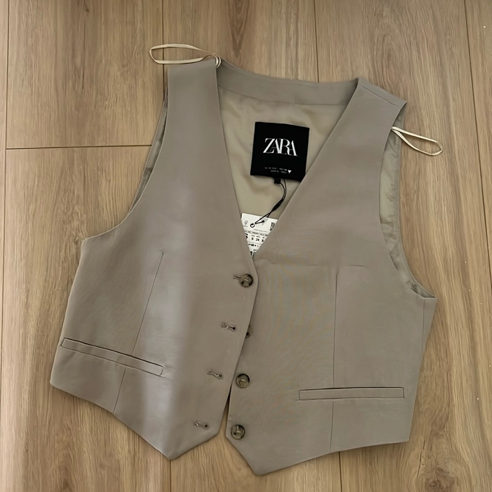 Zara Vest NWT